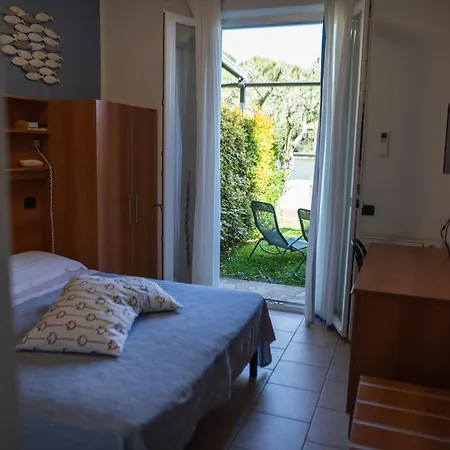 Blueline Hotel Tellaro