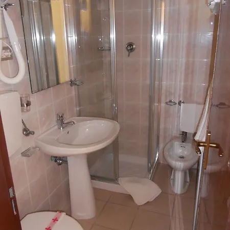 Blueline 3* Tellaro