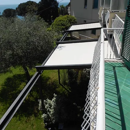 Blueline Hotel 3*