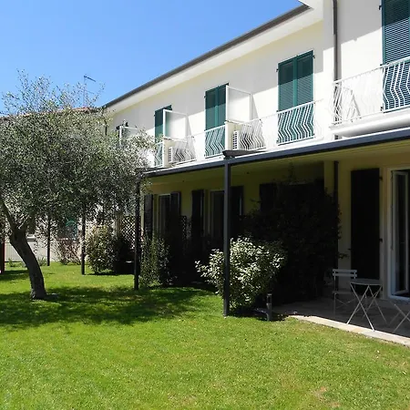 Blueline Hotel 3*
