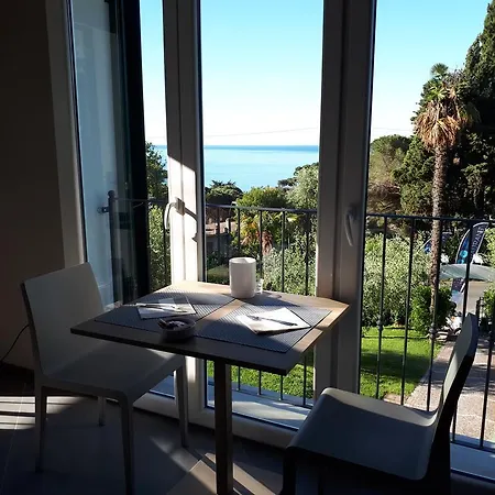 Hotel Blueline Tellaro